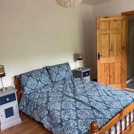 펜션 8 Alone It Stands Self Catering *